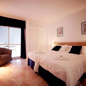 https://apartamentos-dc.hotelsinnerja.org