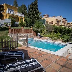 La Tuna Benalmádena